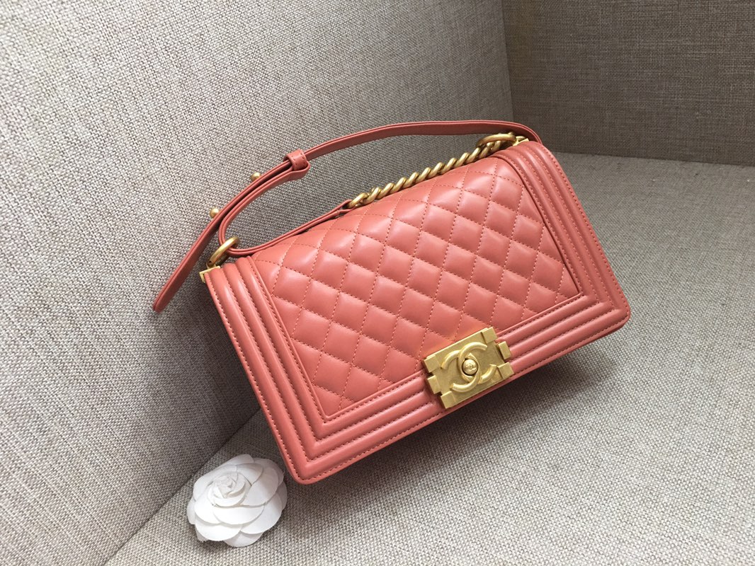 Lambskin Medium Boy Handbag Flap Bag A67086 Cream Pink